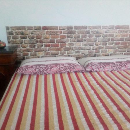 B&B Le Calegare Диано-Кастелло Экстерьер фото